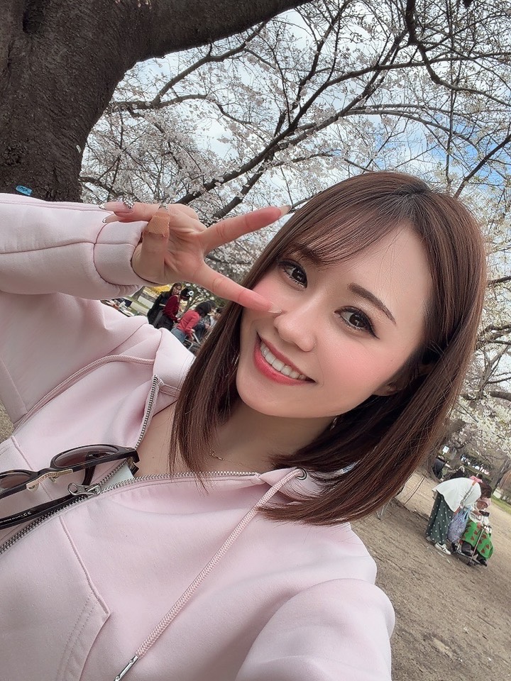 A2191 照片373张 视频5个 日本 少妇 生活日常 旅游 性感照 视频有自拍 曝光度低