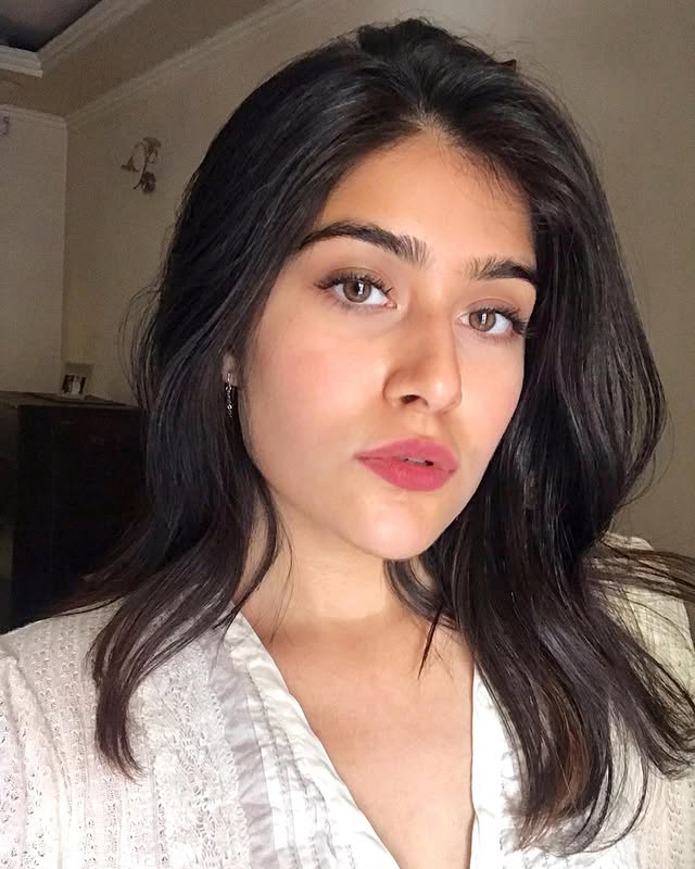 N415 照片1668张 视频316个 印度 美女 日常 生活 自拍