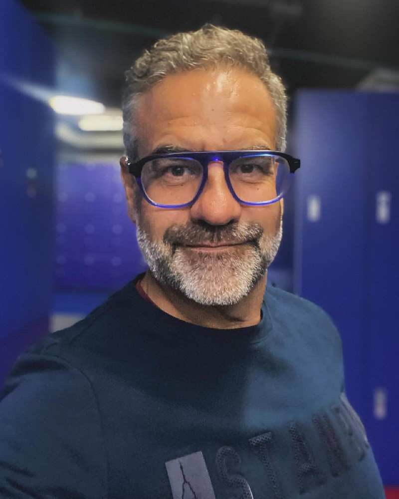 F279 照片962张 视频32个 西班牙 成熟大叔 正装 生活日常 聊天 自拍多