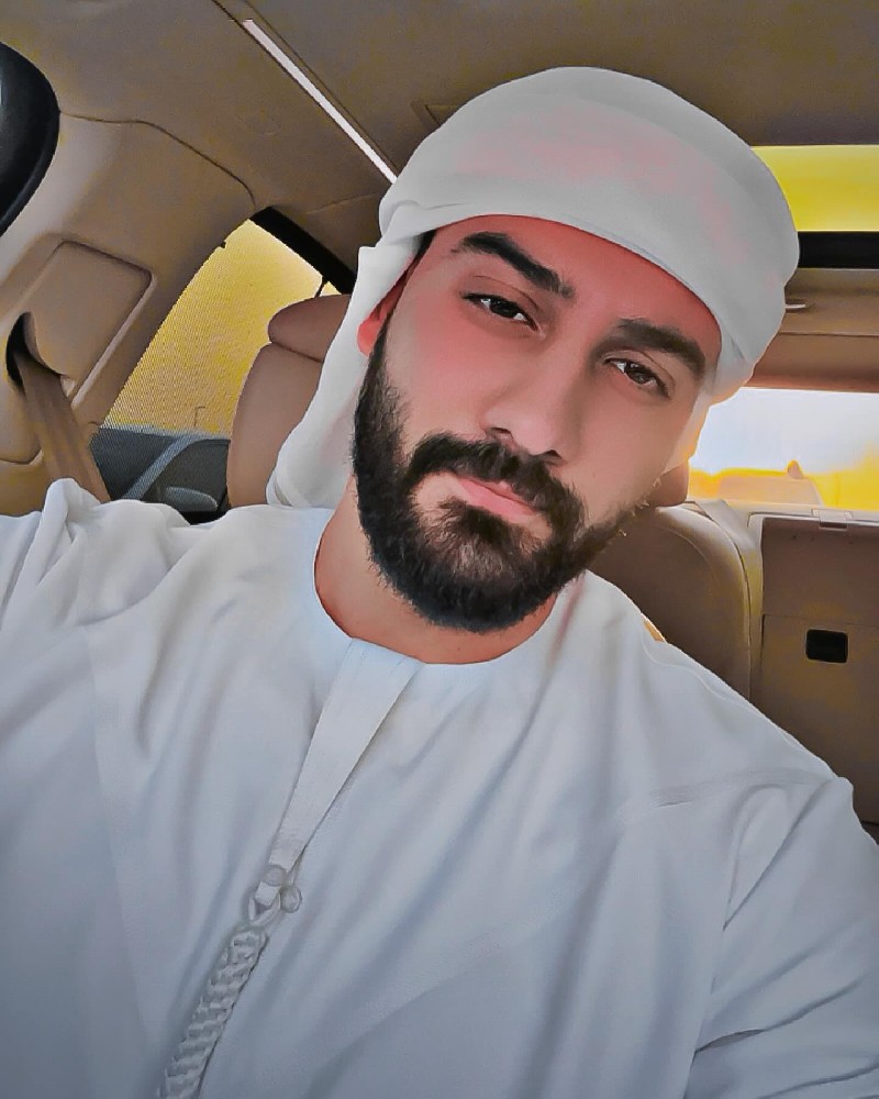 F295 照片2272张 视频235个 中东 阿联酋 土豪 男子  日常 生活  工作 旅游 健身 自拍 正式